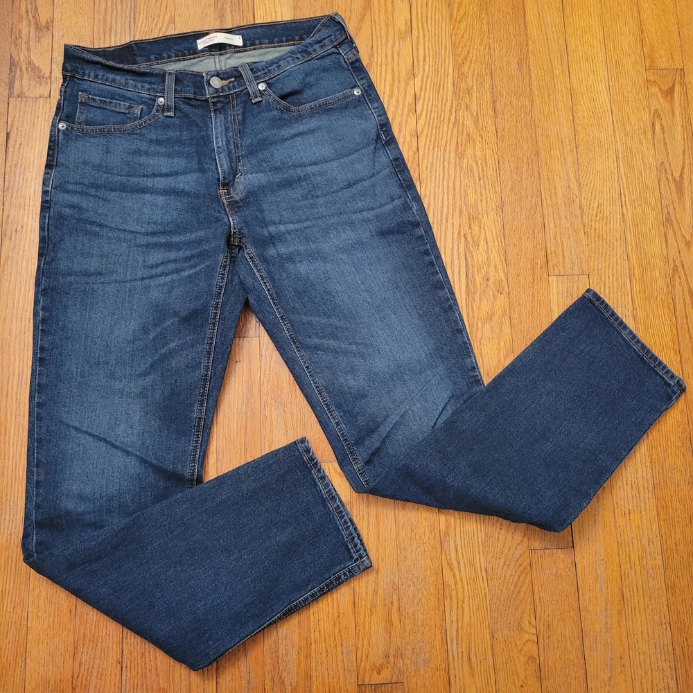 Levi Strauss 32x34 Jeans Dark Wash Athletic Fit Outdoors Work Chores Casual Gift